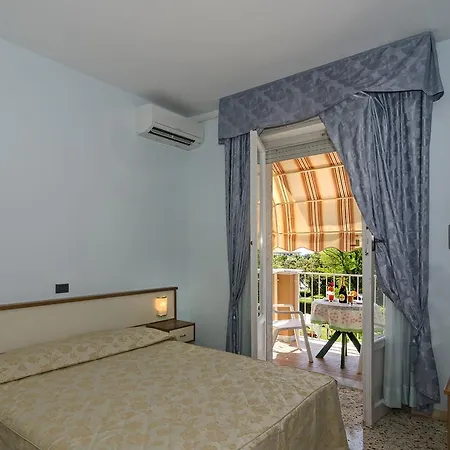 Lido 3* Marina di Massa
